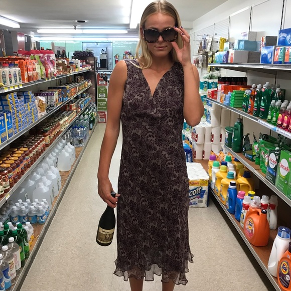 🌹SILK DRESS 🌹 - Picture 1 of 4